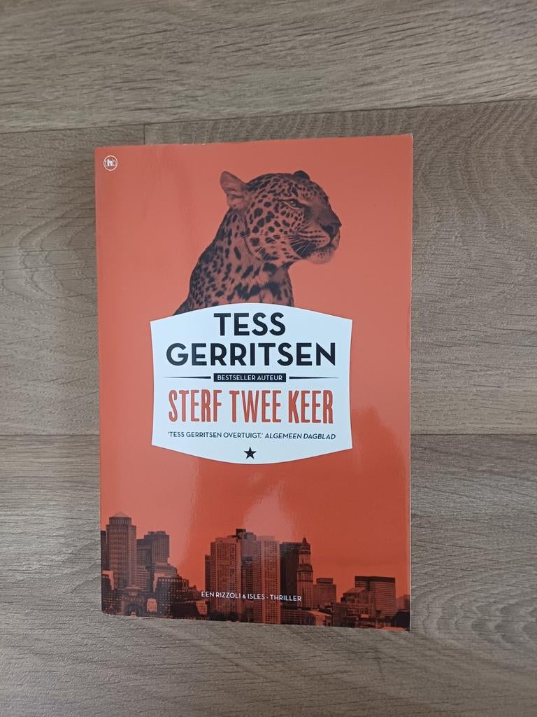 Sterf Twee Keer - Tess Gerritsen (Rizzoli & Isles), Boeken, Ophalen of Verzenden, Zo goed als nieuw, Tess Gerritsen, Nederland