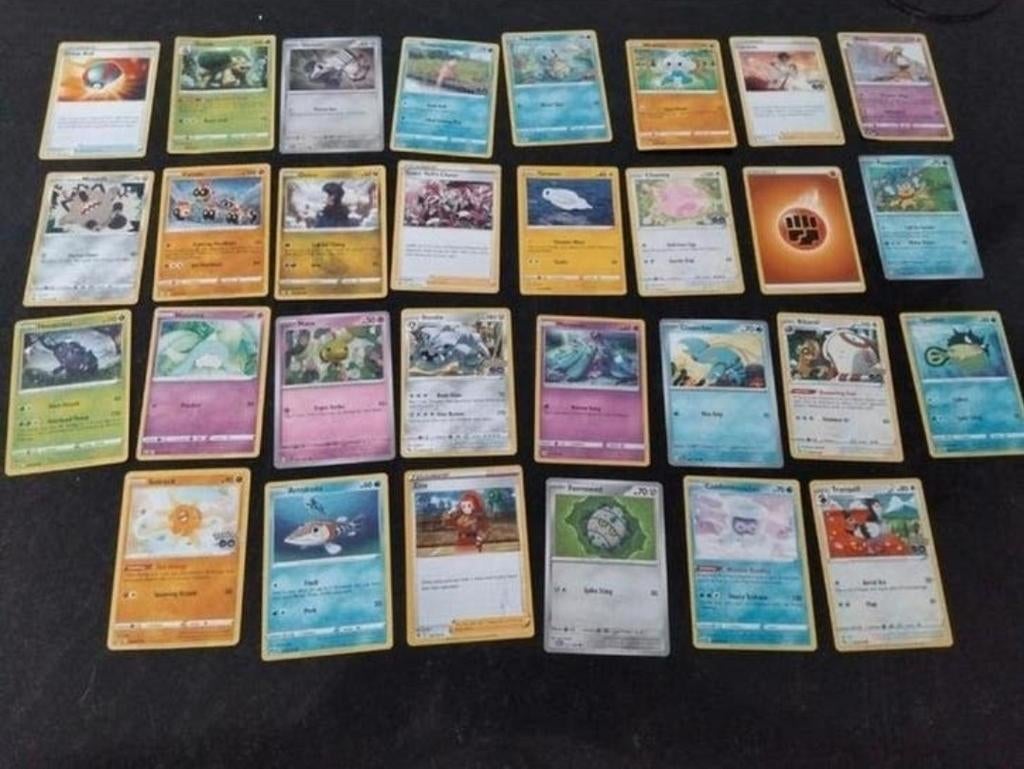Partij 30 stuks pokemon kaarten

Prijs 15, Ophalen of Verzenden