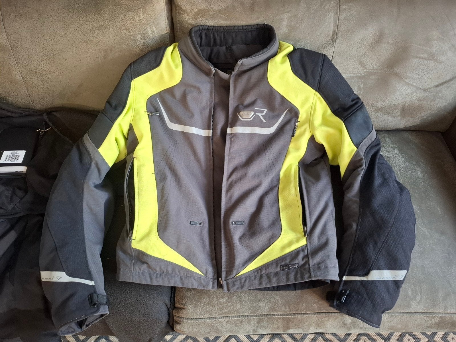 Macna motorjas textiel maat L voor klein prijsje, Jas | textiel, Heren, Ophalen of Verzenden, Tweedehands