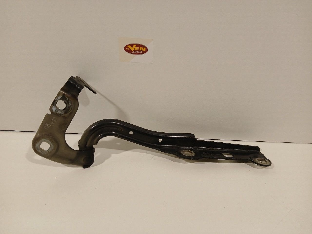 Motorkapscharnier rechts Opel Astra, Onderdelen@venauto.nl, Van der Ven Autorecycling B.V., Gebruikt, Ettenseweg 76, 4706 PB Roosendaal, The Netherlands