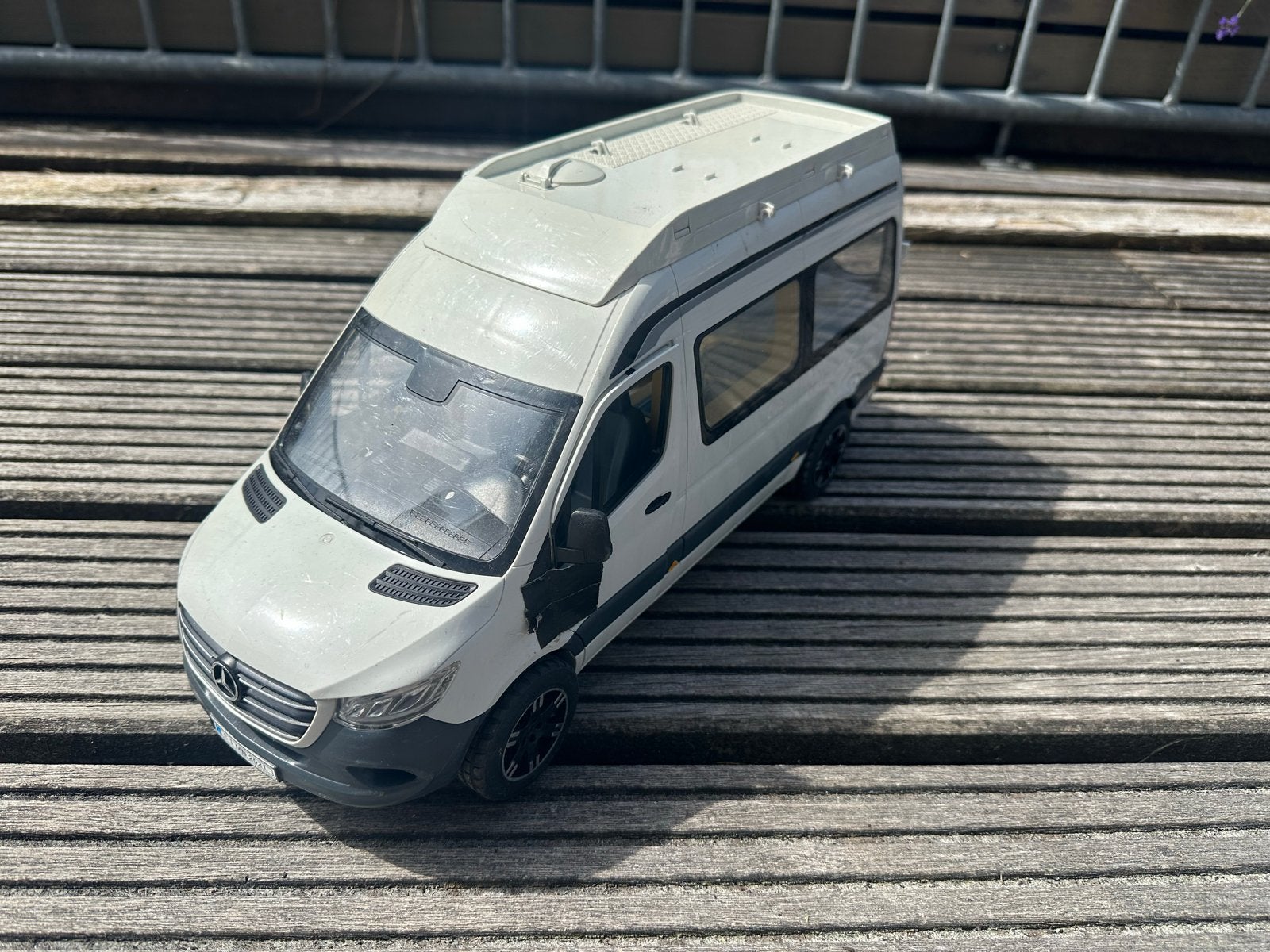 Bruder Mercedes-Benz Sprinter Camper / Camperbus, Kinderen en Baby's, Speelgoed | Speelgoedvoertuigen, Ophalen of Verzenden, Gebruikt