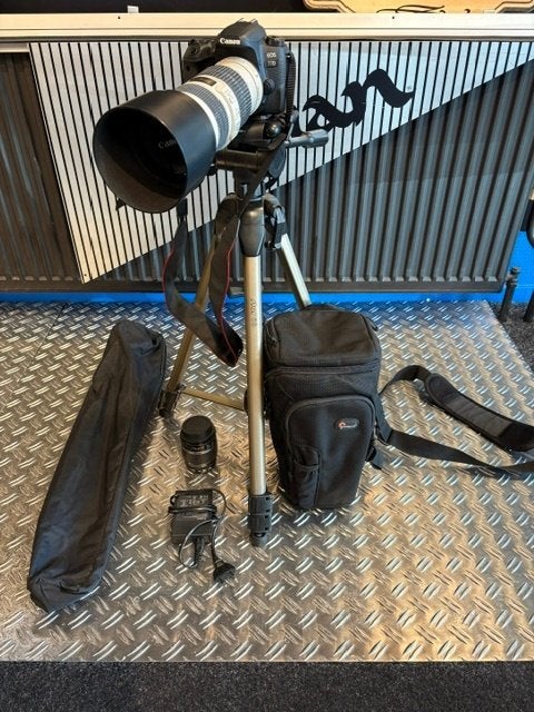 Canon EOS 77D Foto camera set incl. EF 70-200 zoomlens enz., Ophalen, Spiegelreflex, Canon, Zo goed als nieuw