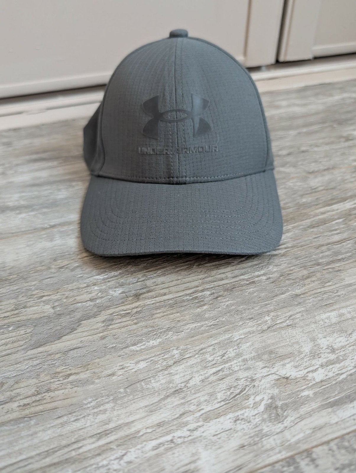 Under Armour Pet (Youth S/M) - kleur grijs, Ophalen of Verzenden, Zo goed als nieuw