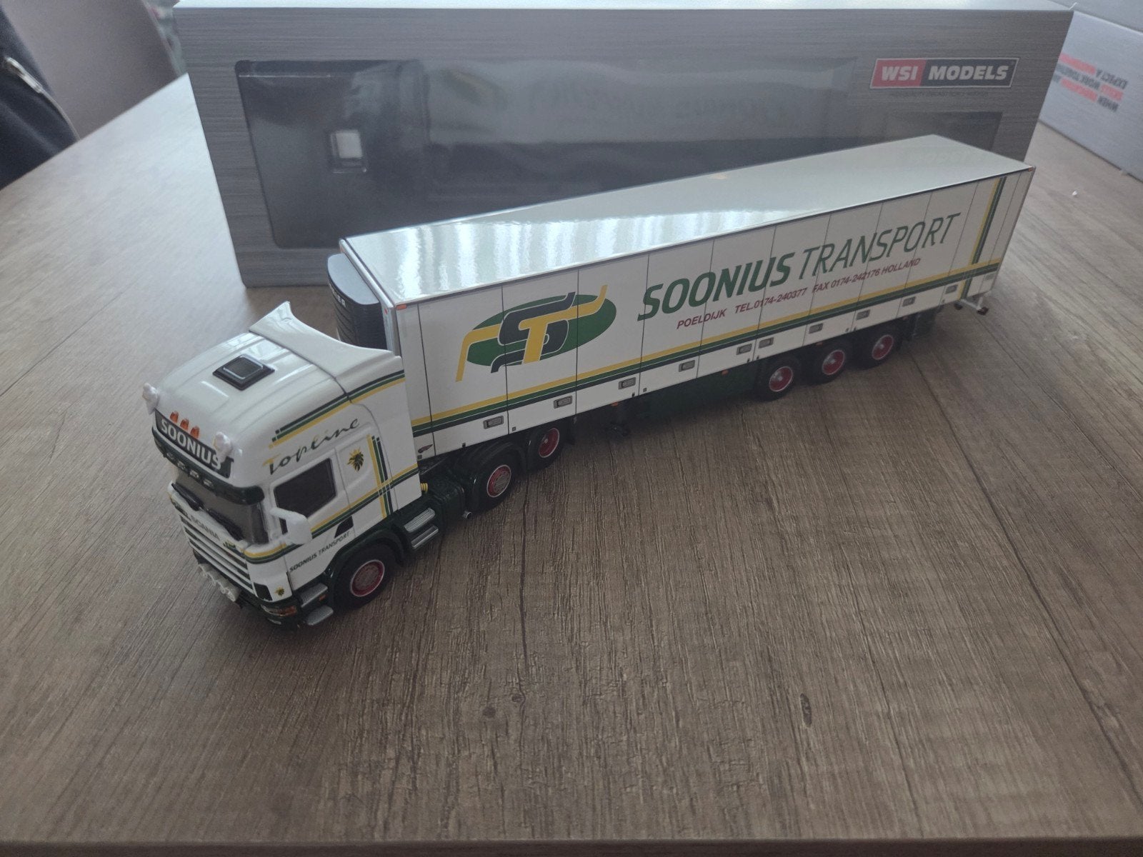 WSI soonius, Hobby en Vrije tijd, Modelauto's | 1:50, Ophalen of Verzenden, Zo goed als nieuw, Bus of Vrachtwagen, Wsi