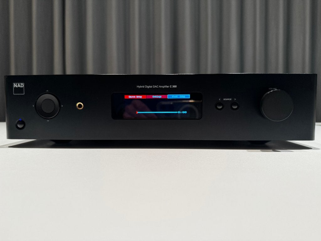 NAD C368 versterker met BluOS 2i-streamingmodule