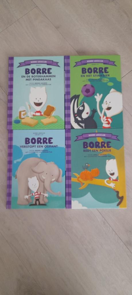 Set van 4 Borre boekjes, Ophalen, Zo goed als nieuw, Fictie algemeen