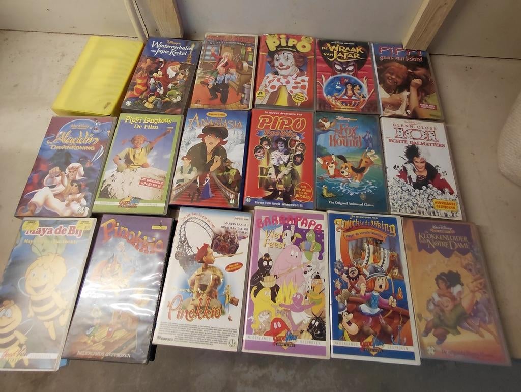 Video banden, Cd's en Dvd's, VHS | Kinderen en Jeugd, Alle leeftijden, Ophalen, Gebruikt, Overige typen
