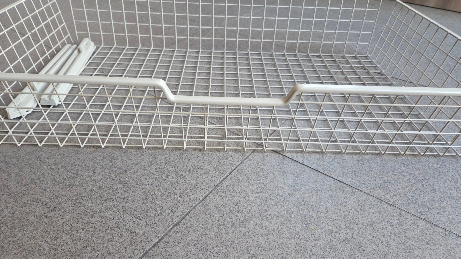 Draadmand met ladesysteem - Zo goed als nieuw, Ophalen, Modern en functioneel, 50 tot 100 cm, Zo goed als nieuw