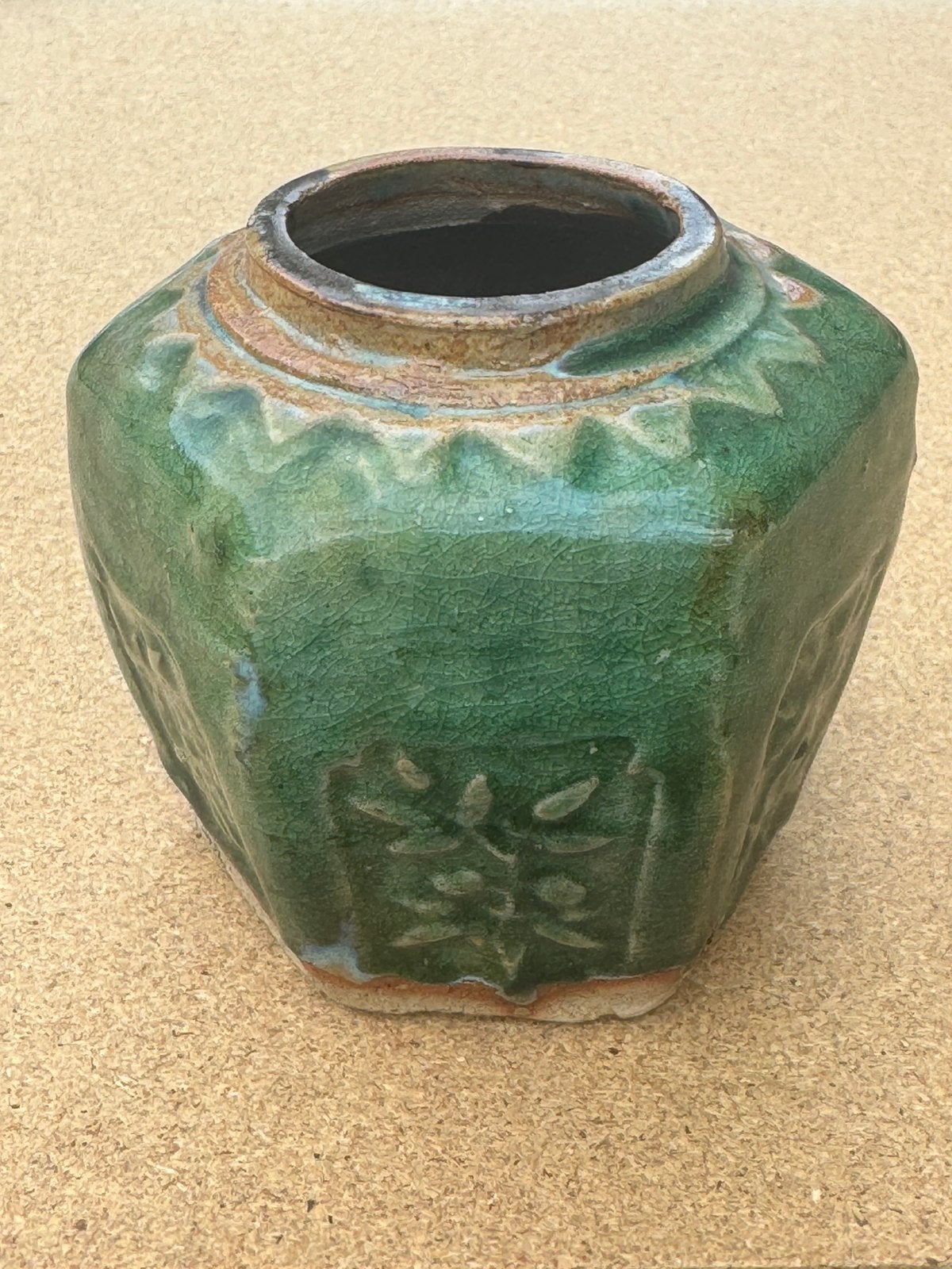Antieke Chinese Shiwan gemberpot – Zeshoekig groen glazuur, Ophalen of Verzenden