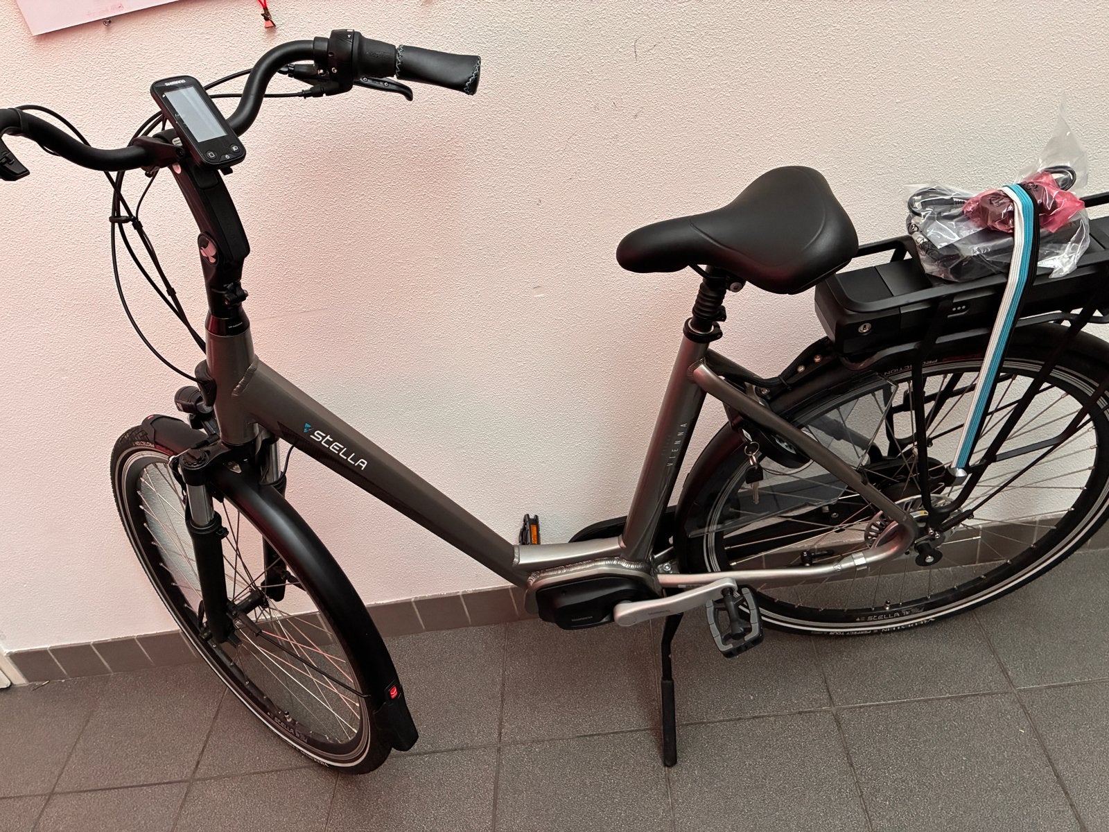 Stella Vienna Damesfiets -nieuw 53 cm middenmotor, Overige merken, Nieuw, Ophalen of Verzenden, 51 tot 55 cm