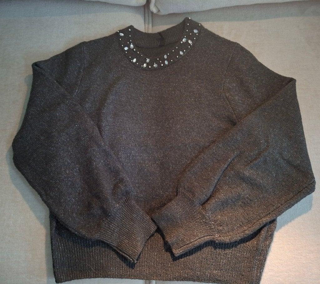 Grijze trui met parels - Maat M, Kleding | Dames, Maat 38/40 (M), Ophalen of Verzenden, Zo goed als nieuw, Grijs
