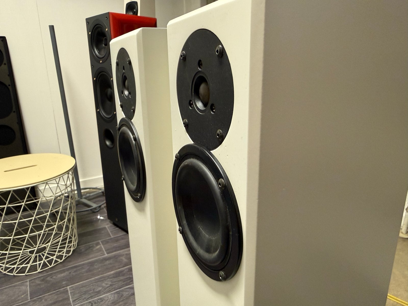 Totem Acoustic Arro Luidsprekers, Vloerstaande luidspreker, Gebruikt, 60 tot 120 watt, Basreflex