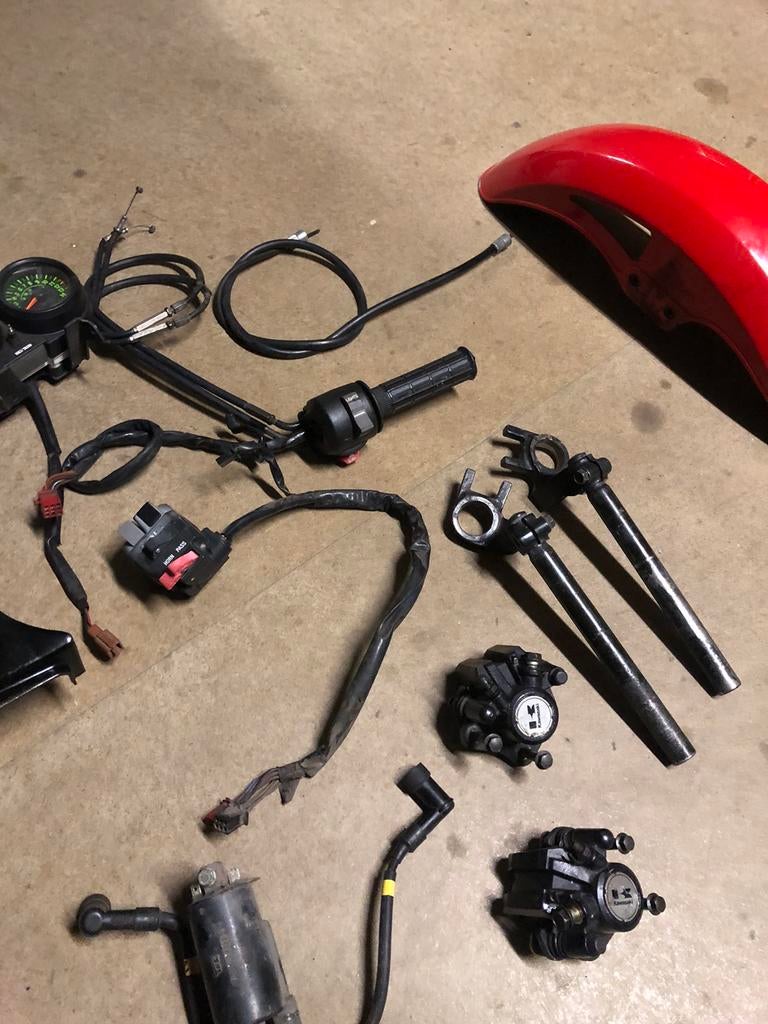 Kawasaki GPZ 400 1985-1989 Diverse onderdelen, Gebruikt, ., Ophalen of Verzenden, .