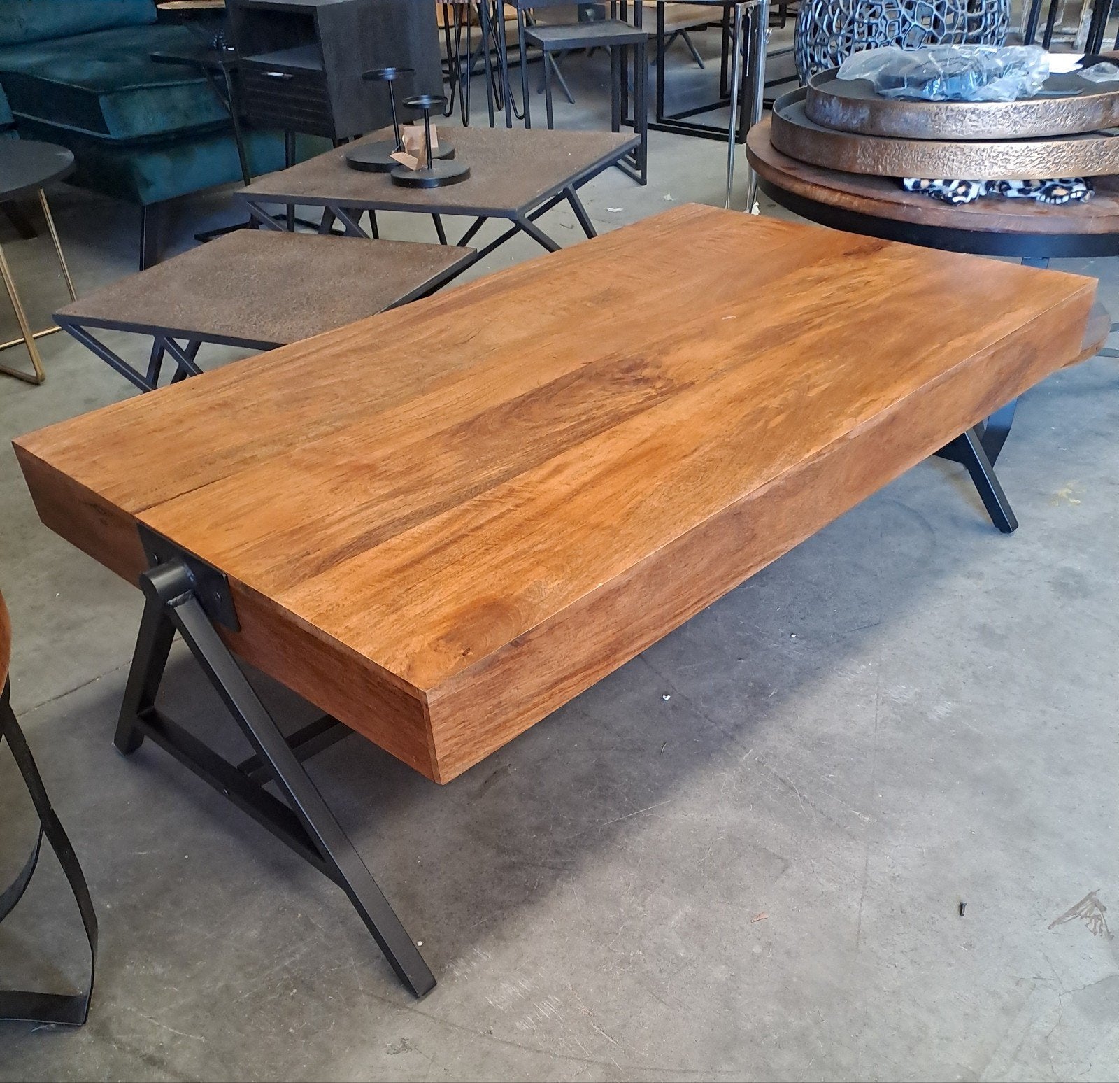 Salontafel Hout en Metaal - Industrieel Design, Huis en Inrichting, Tafels | Salontafels, 100 tot 150 cm, 50 tot 100 cm, Zo goed als nieuw