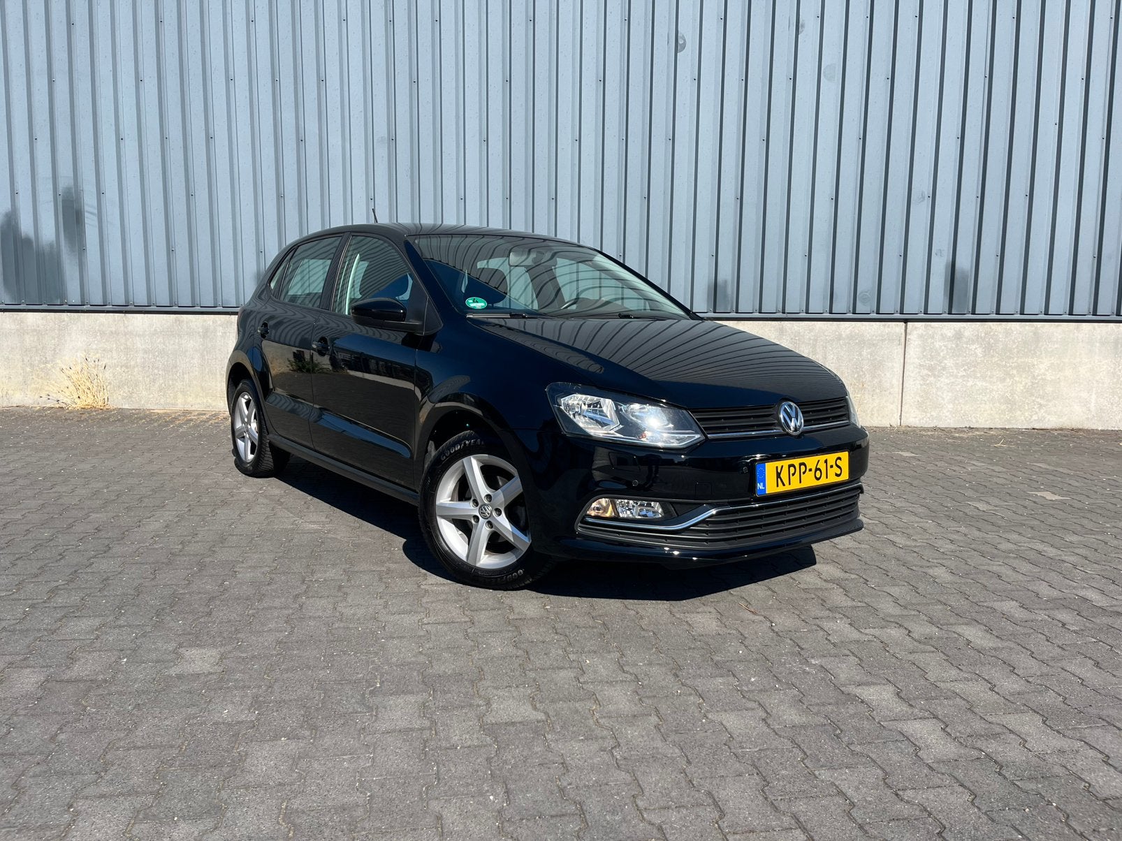 Volkswagen Polo 1.2 TSI 66KW 2016 Zwart, Stof, Electronic Stability Program (ESP), Zwart, 4 cilinders