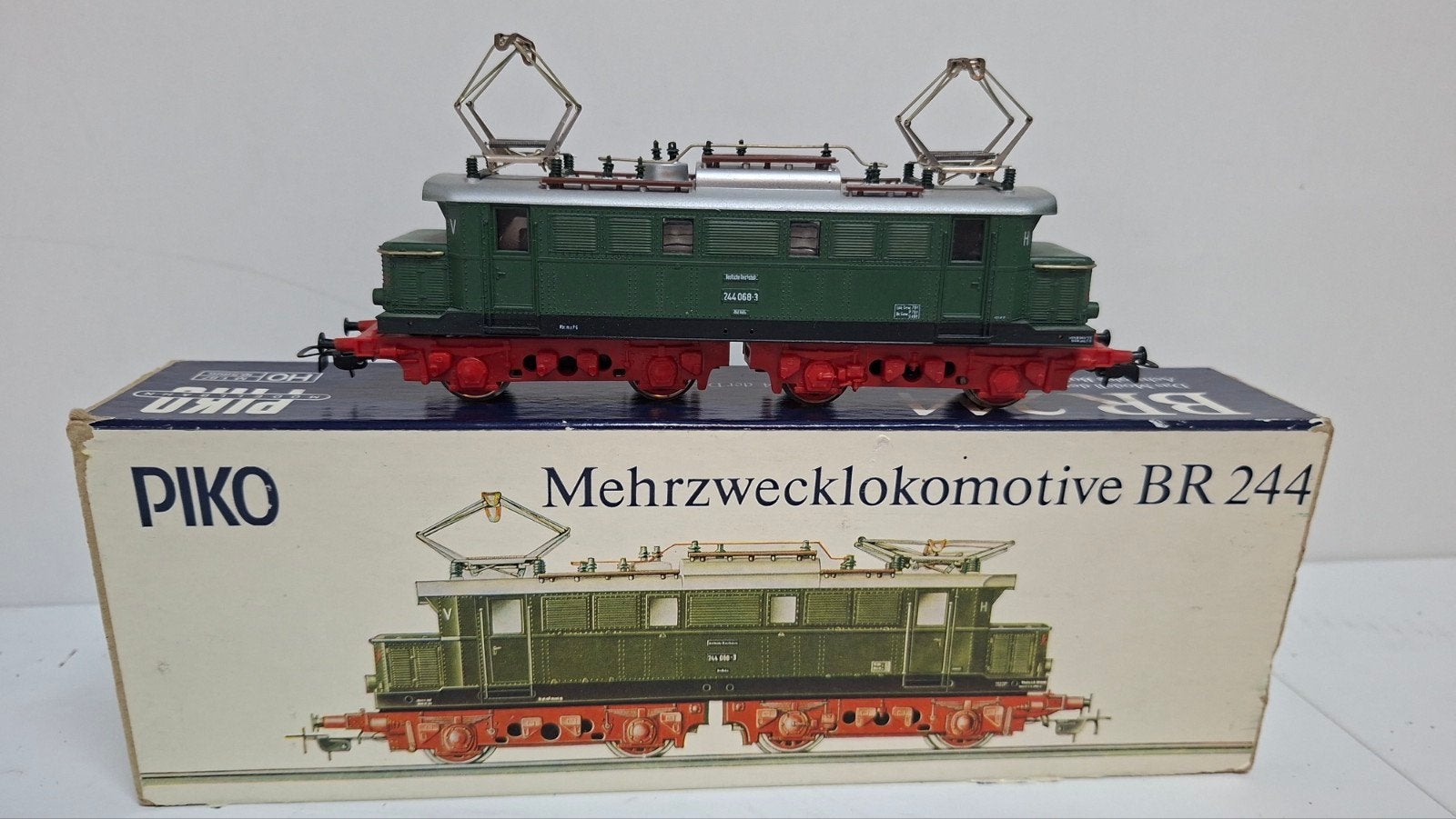 Piko BR 244. Klassieke Oost-Duitse krachtpatser
Klassieke Oo, Hobby en Vrije tijd, Zo goed als nieuw, Gelijkstroom, Locomotief