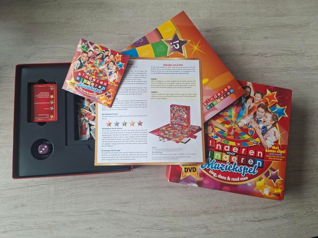 Kinderen voor Kinderen Muziekspel met DVD, Hobby en Vrije tijd, Gezelschapsspellen | Bordspellen, Ophalen of Verzenden, Zo goed als nieuw