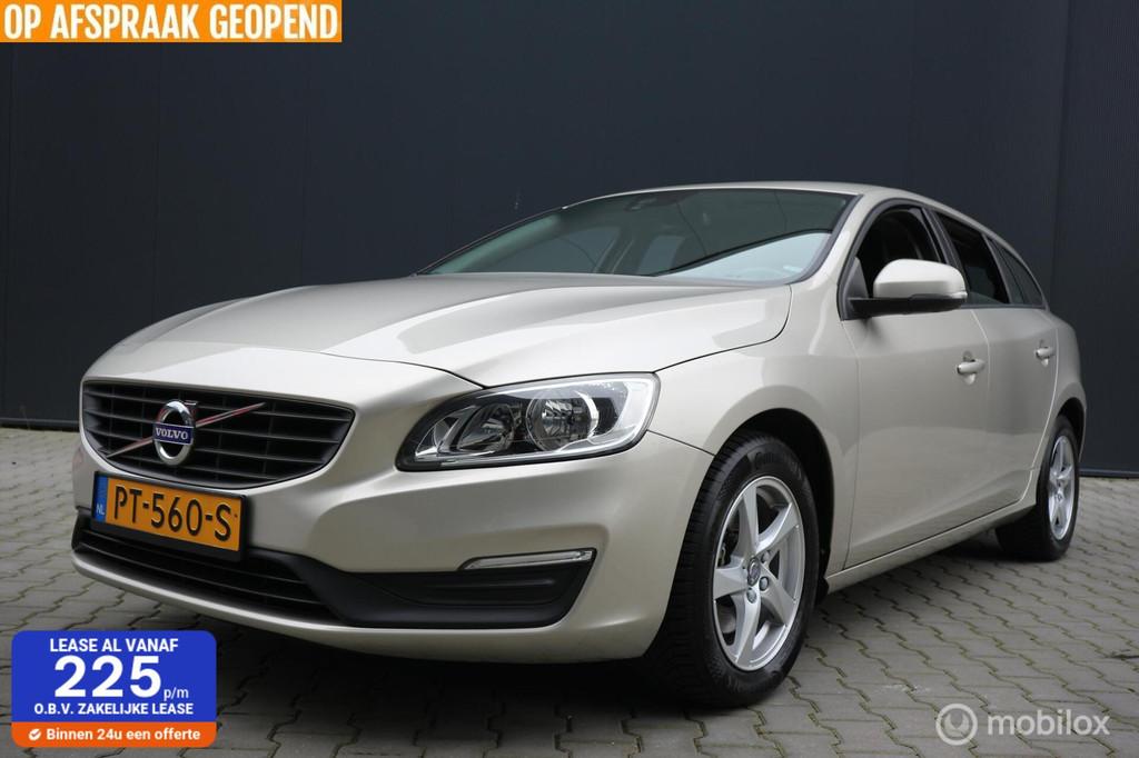 Volvo V60 2.0 T3 Polar ECC/NAVIGATIE/PDC/120.835KM!/NAP, Gebruikt, Euro 6, 4 cilinders, Origineel Nederlands
