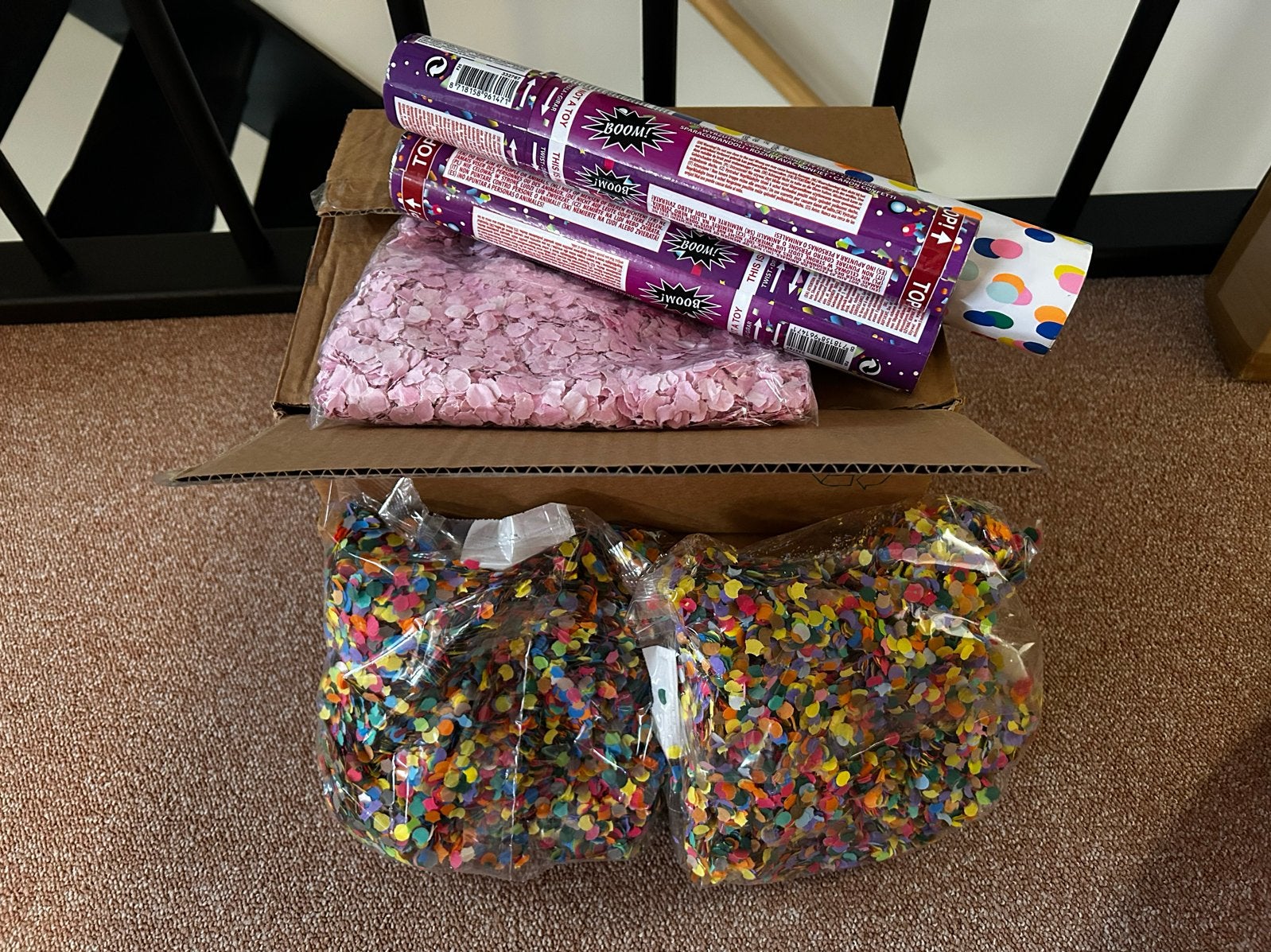 Confetti kanonnen en losse confetti voor feestjes, Ophalen of Verzenden, Nieuw, Feestartikel, Verjaardag