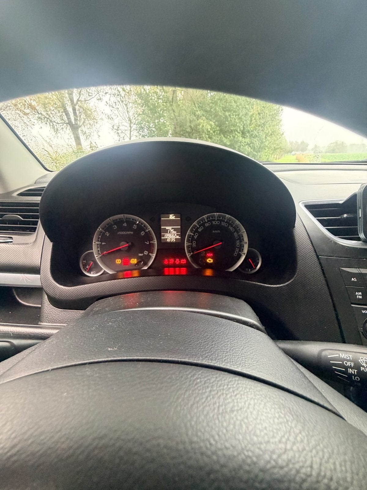 Suzuki Swift 1.2 Style EASS 2015 parelmoer wit, Auto's, 400 kg, Alcantara, Origineel Nederlands, Handgeschakeld