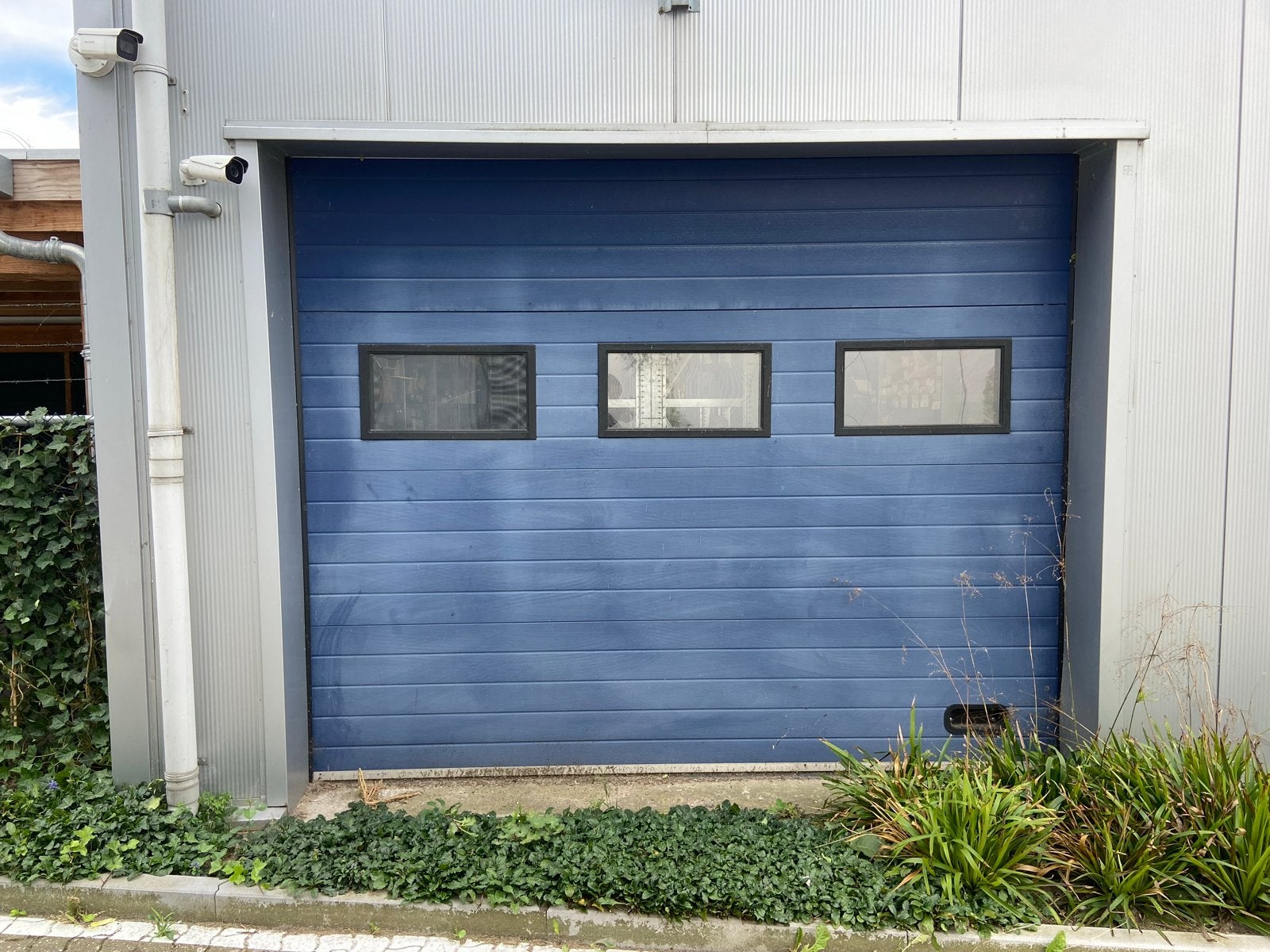 Blauwe Overheaddeur - Dagmaat 2990x2430mm, Ophalen, Garagedeur, Zo goed als nieuw, Metaal
