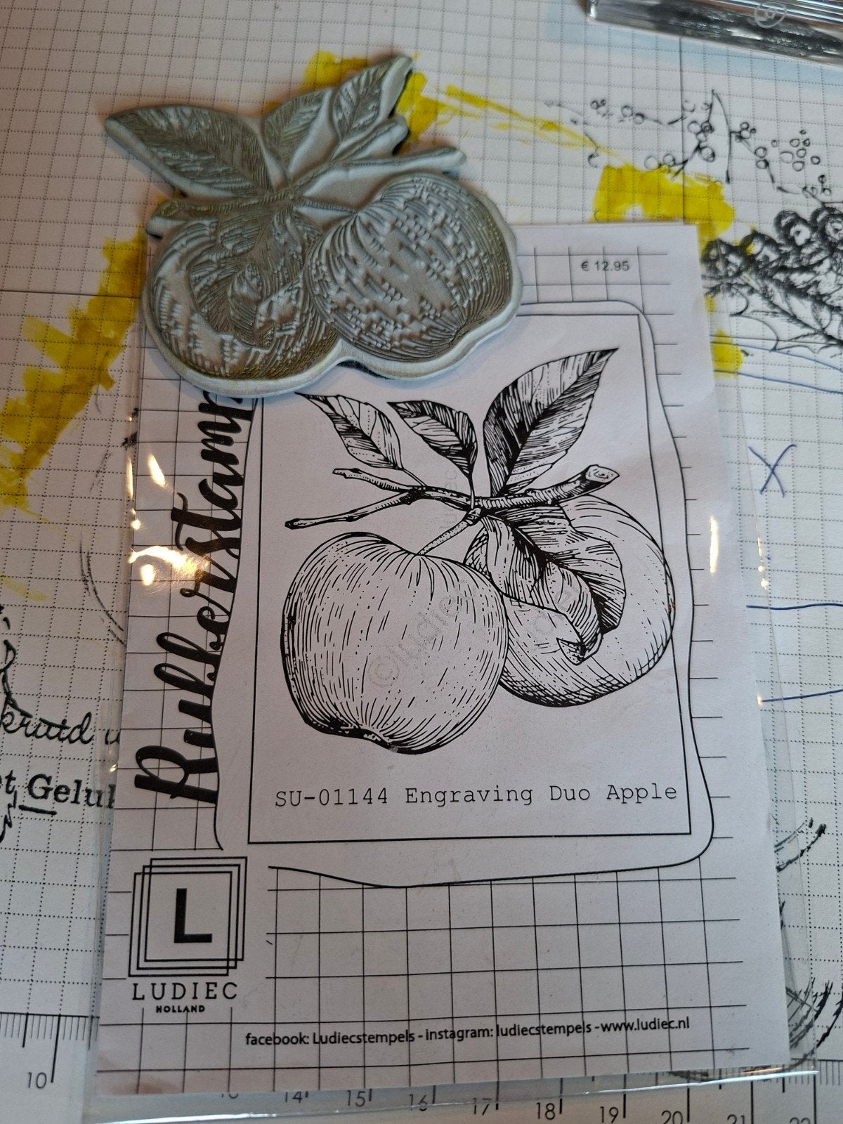 Ludiec Appel met tak, Ophalen of Verzenden, Gebruikt, EZ-mounted stempel