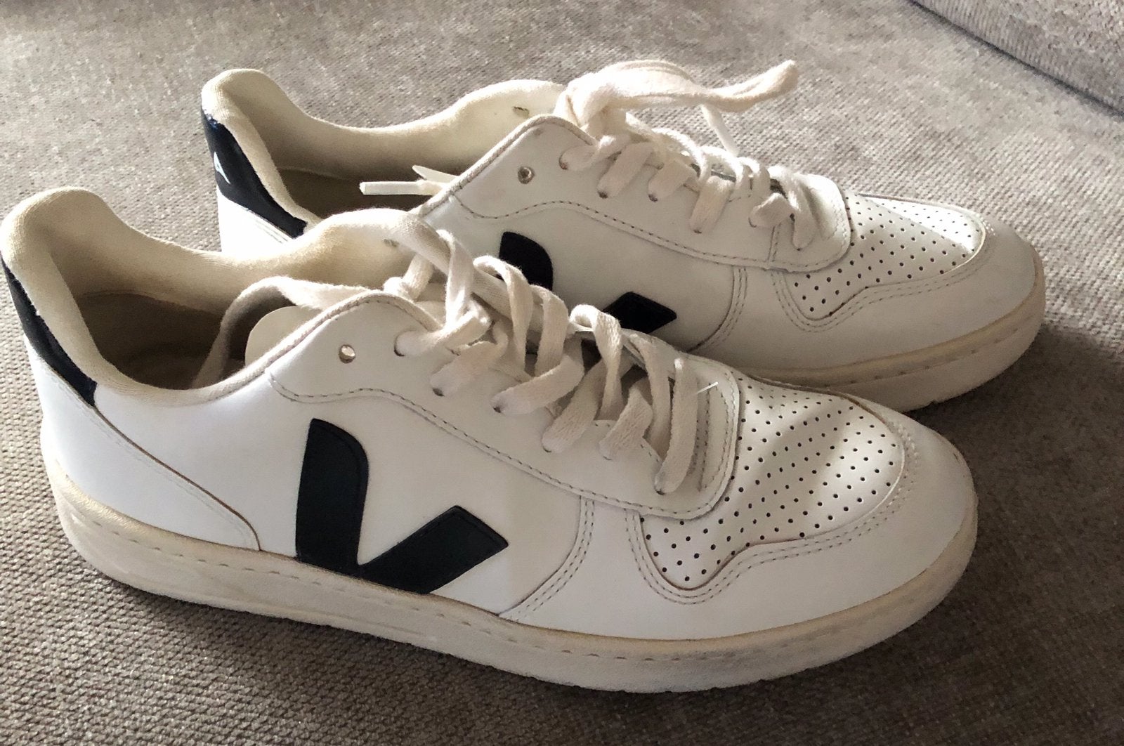Veja sneakers maat 38, Kleding | Dames, Wit, Ophalen of Verzenden, Sneakers of Gympen, Zo goed als nieuw