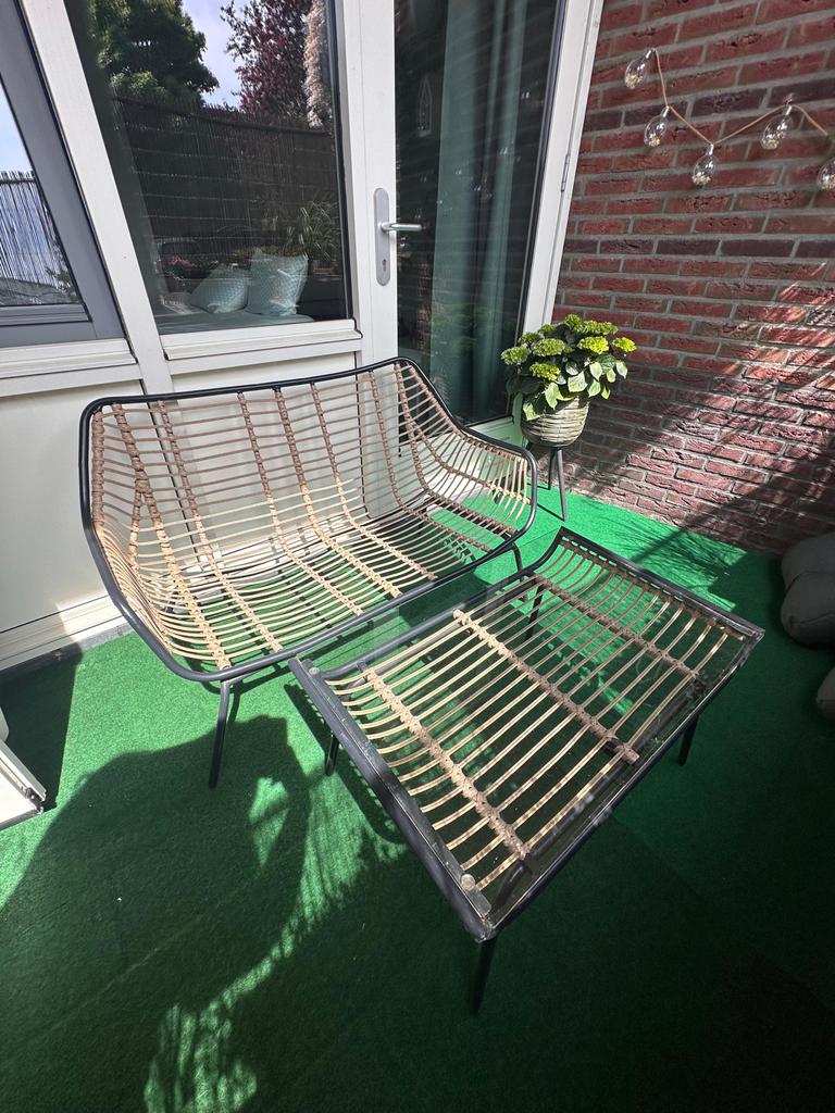Rotan loungebank met tafel met glasplaat, Tuin en Terras, Tuinbanken, Ophalen, Gebruikt, Rotan