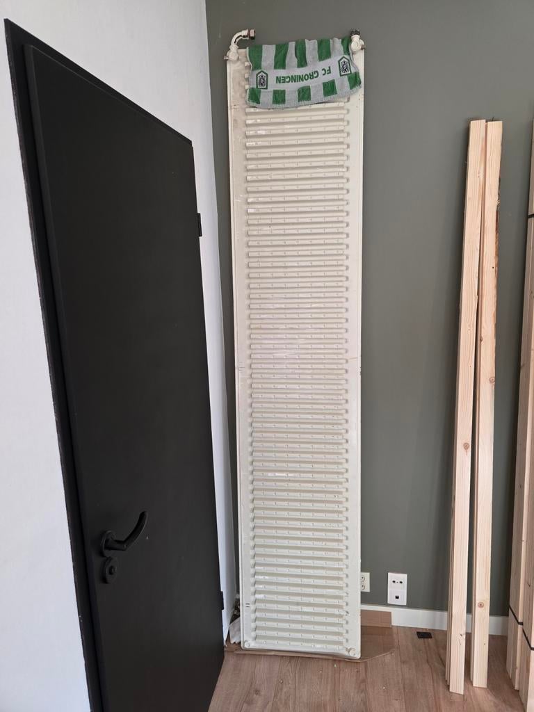 Radiator - 240cm lang, 50cm hoog, Doe-het-zelf en Verbouw, Verwarming en Radiatoren, Ophalen, 30 tot 80 cm, Gebruikt, Radiator