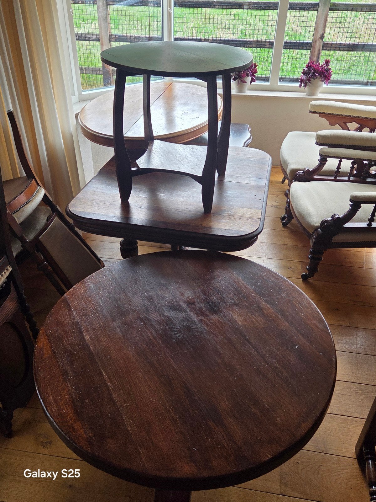 Antieke houten bijzettafel, Ophalen