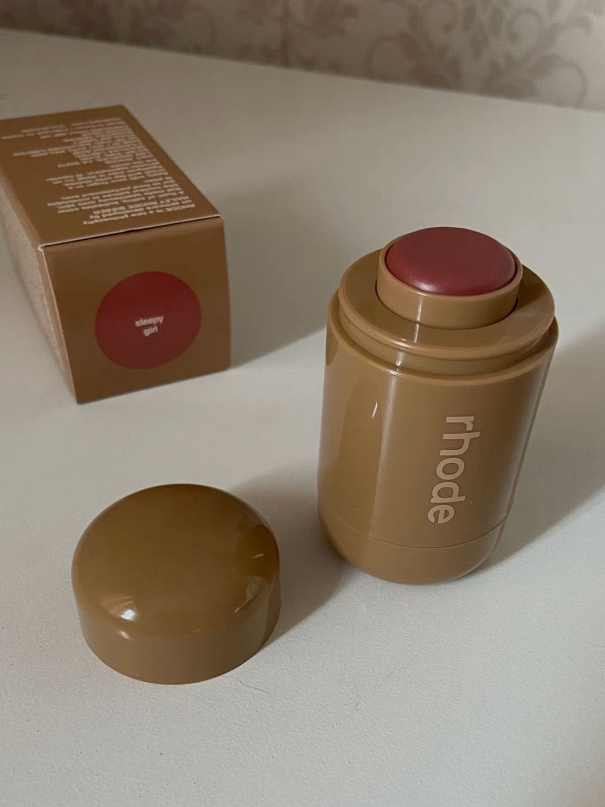 Rhode Blush Stick - Sleepy Girl (Nieuw), Wangen, Nieuw, Ophalen of Verzenden, Make-up