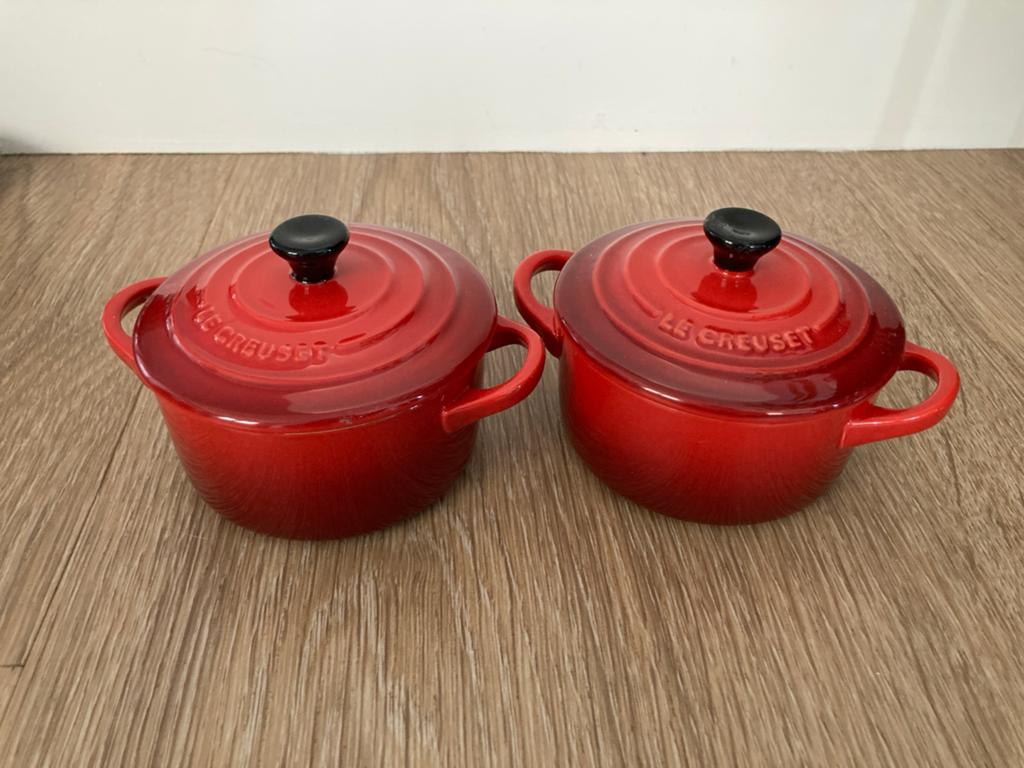 Le Creuset Mini Cocottes - Set van 2, Ophalen of Verzenden, Zo goed als nieuw, Gietijzer, Pot, Bus of Blik