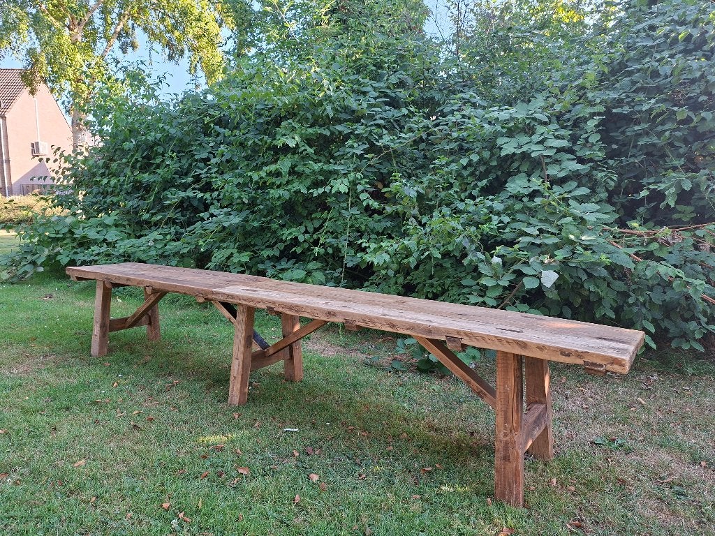Twee sfeervolle houten tuinbanken, Ophalen, Hout