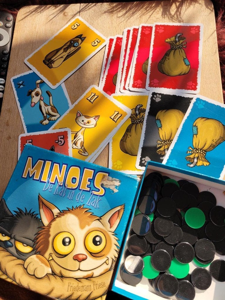 Leuk kaartspel minoes, Ophalen of Verzenden, Zo goed als nieuw