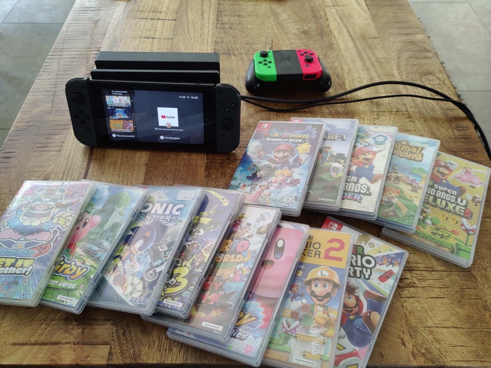 Nintendo Switch +13 games en extra controllers (met oplader), Spelcomputers en Games, Met 3 controllers of meer, Ophalen, Switch 2019 Upgrade
