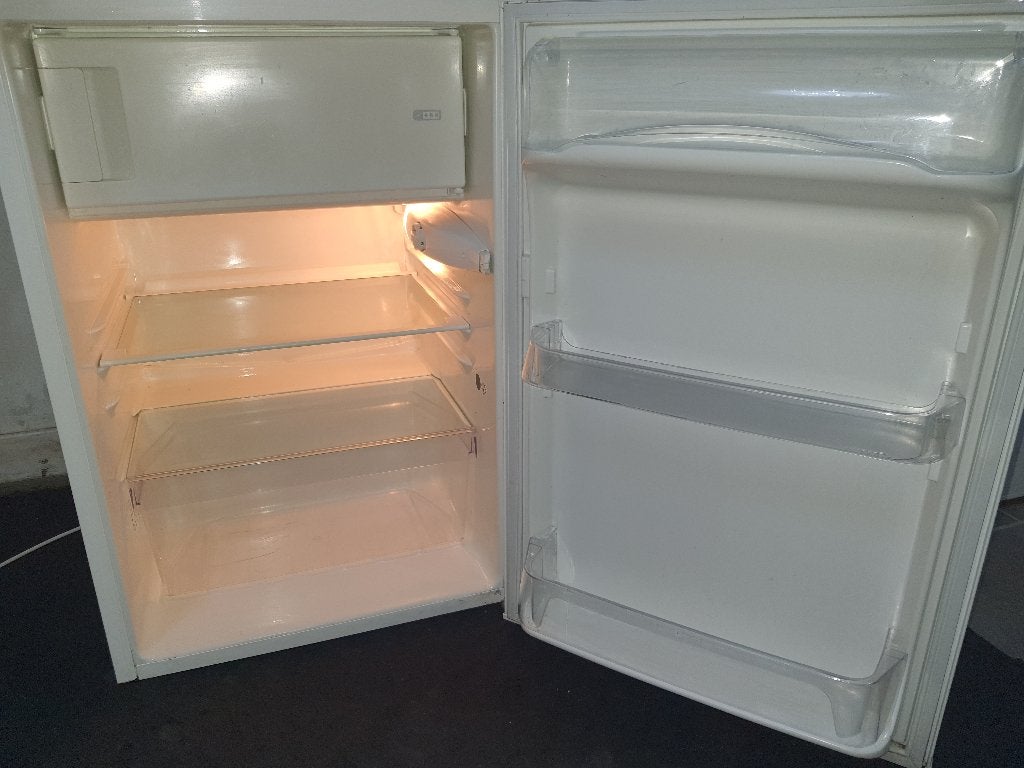 A+ IKEA koelkast tafelmodel met vriesvak werkt super+schoon, Ophalen, Minder dan 85 cm, 100 tot 150 liter, Zo goed als nieuw