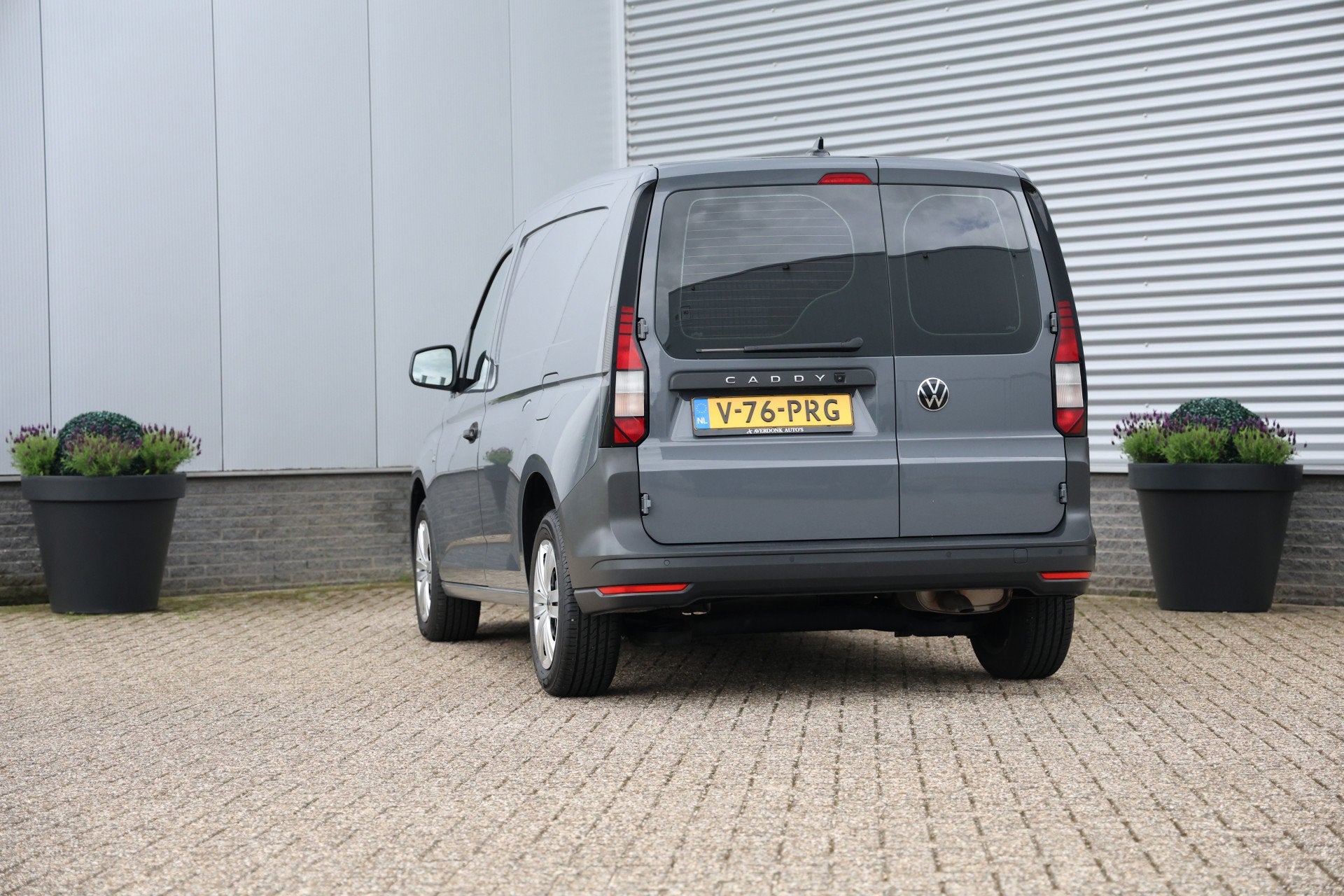 Volkswagen Caddy Cargo 1.5 TSI Style Automaat Led|Cam|Stoelv, Auto's, Dealer onderhouden, Stof, 4 cilinders, 116 pk