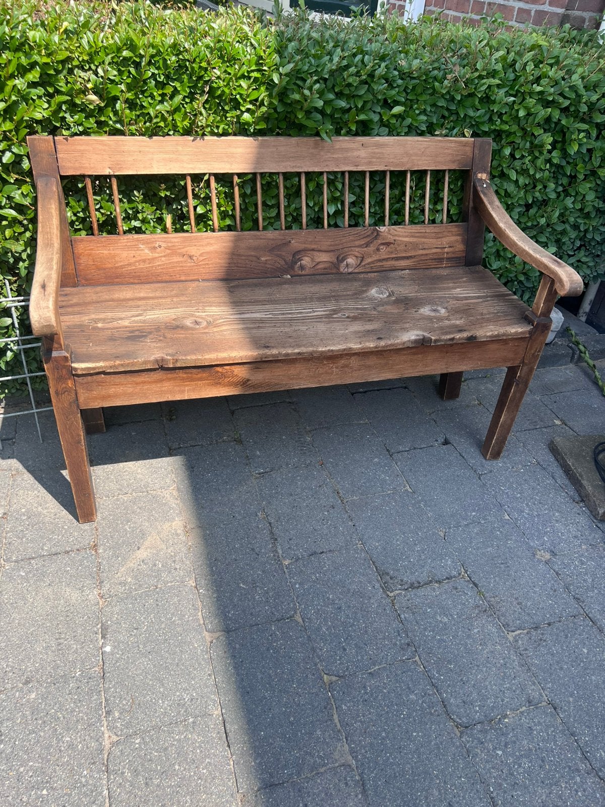 Antiek houten bankje, Ophalen