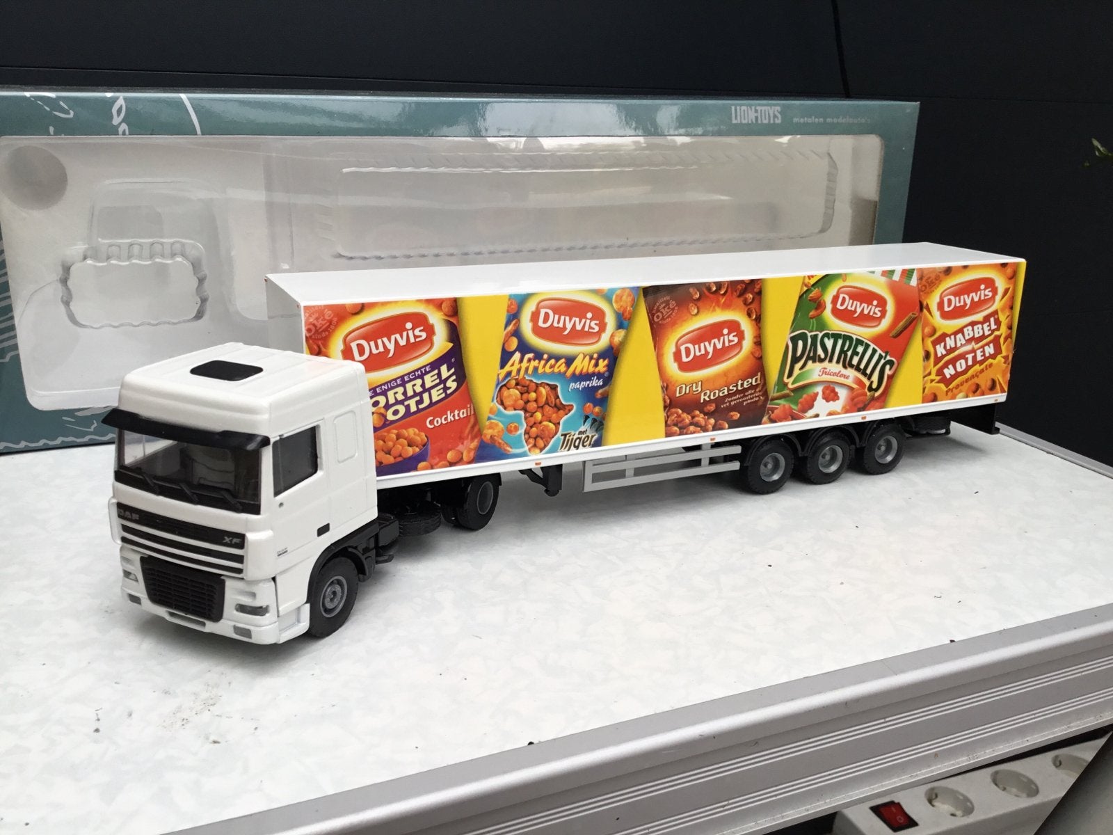 Lion Toys Daf XF Duyvis, Hobby en Vrije tijd, Ophalen of Verzenden, Zo goed als nieuw, Bus of Vrachtwagen, Lion Toys