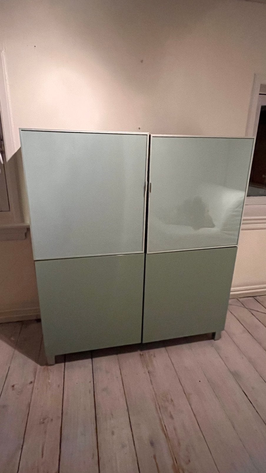 Ikea besta kast, 100 tot 150 cm, Zo goed als nieuw, 25 tot 50 cm, Overige houtsoorten