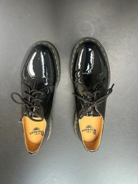 Dr martens, Schoenen met lage hakken, Zwart, Ophalen of Verzenden, Dr. Martens