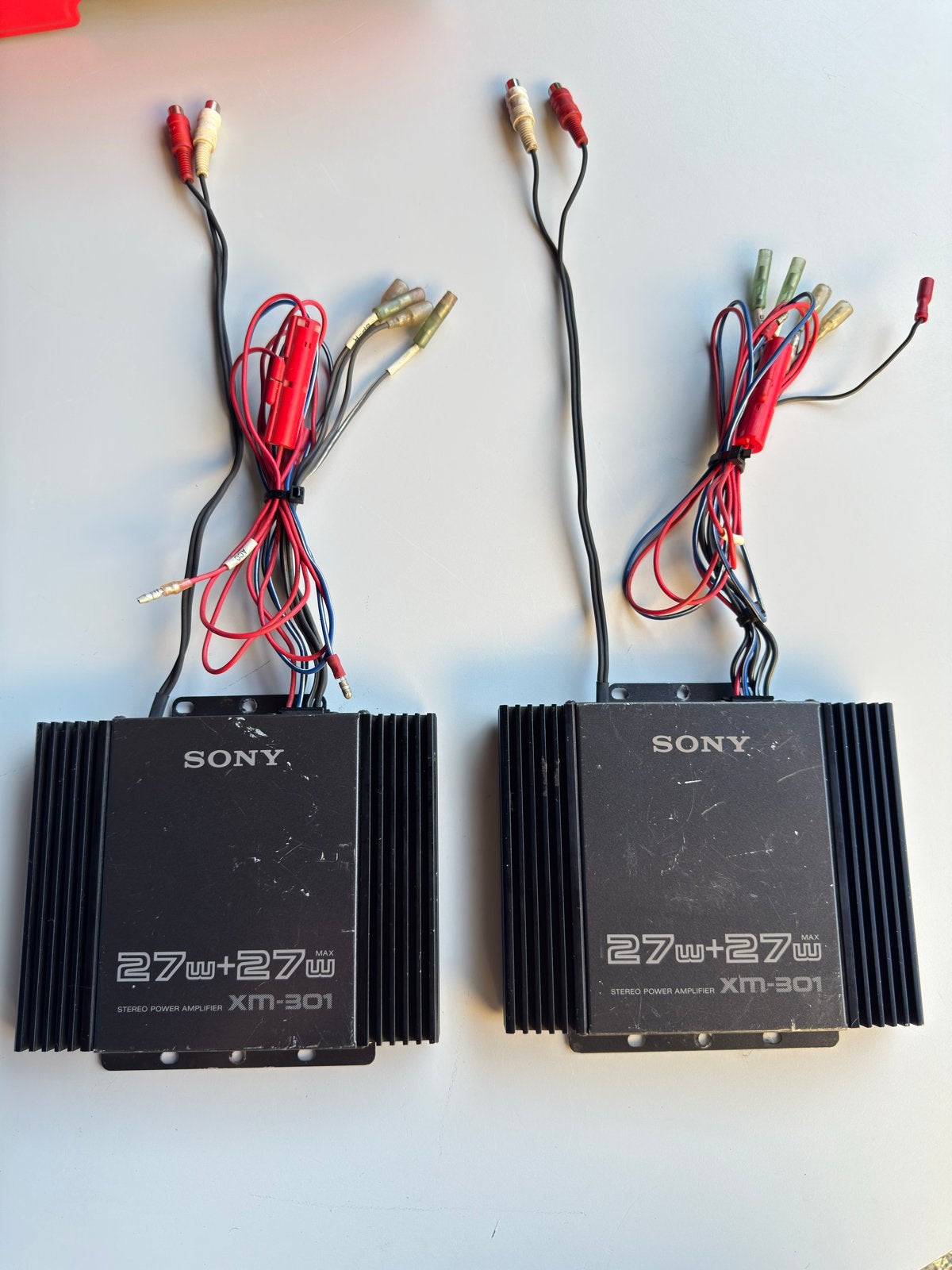 Sony XM-301 Stereo Eindversterker (2 stuks), Ophalen of Verzenden, Gebruikt