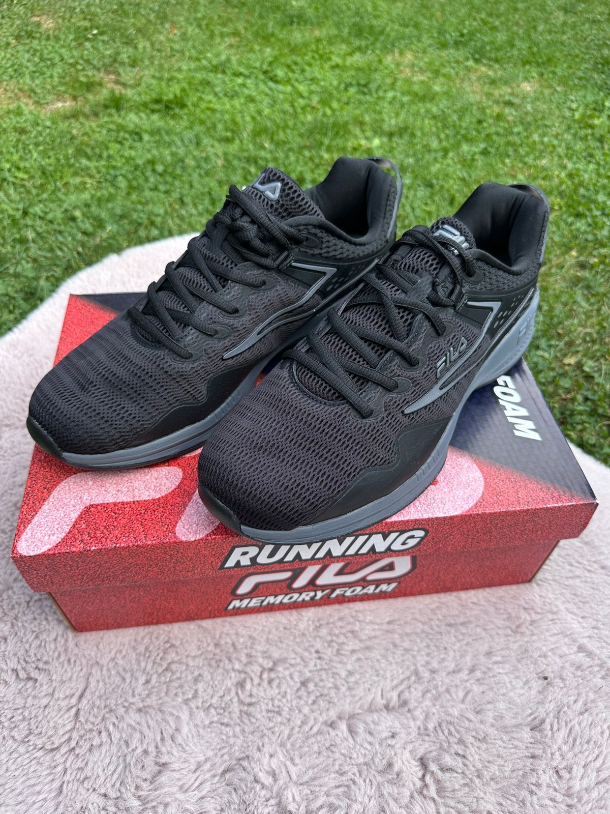 Nieuw fila running schoenen! Maat 45, Overige merken, Hardloopschoenen, Nieuw, Ophalen of Verzenden