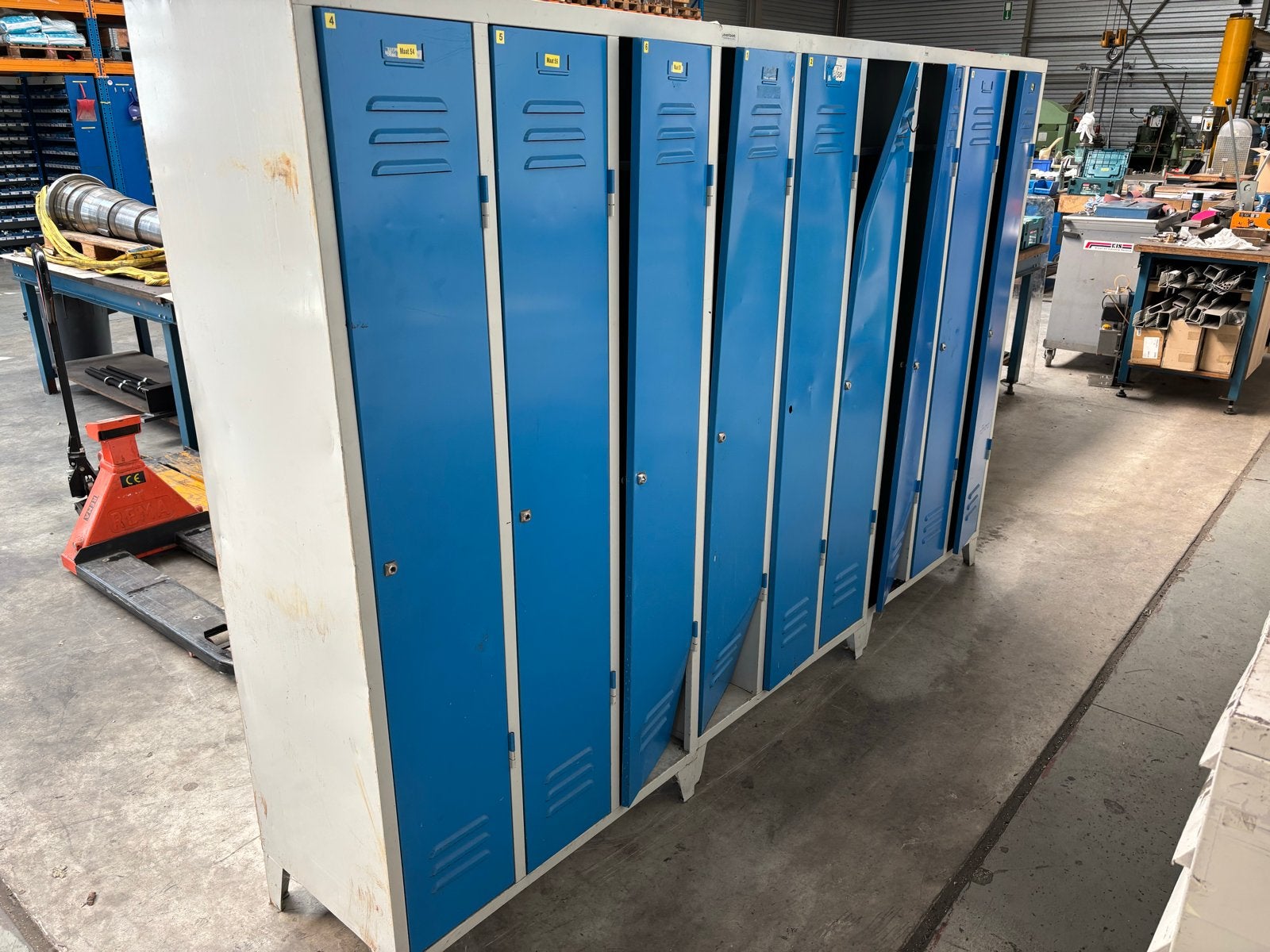3 kledingkasten 185x50x93 cm - 1 deur defect per kast, Ophalen, Gebruikt, 50 tot 100 cm, Metaal