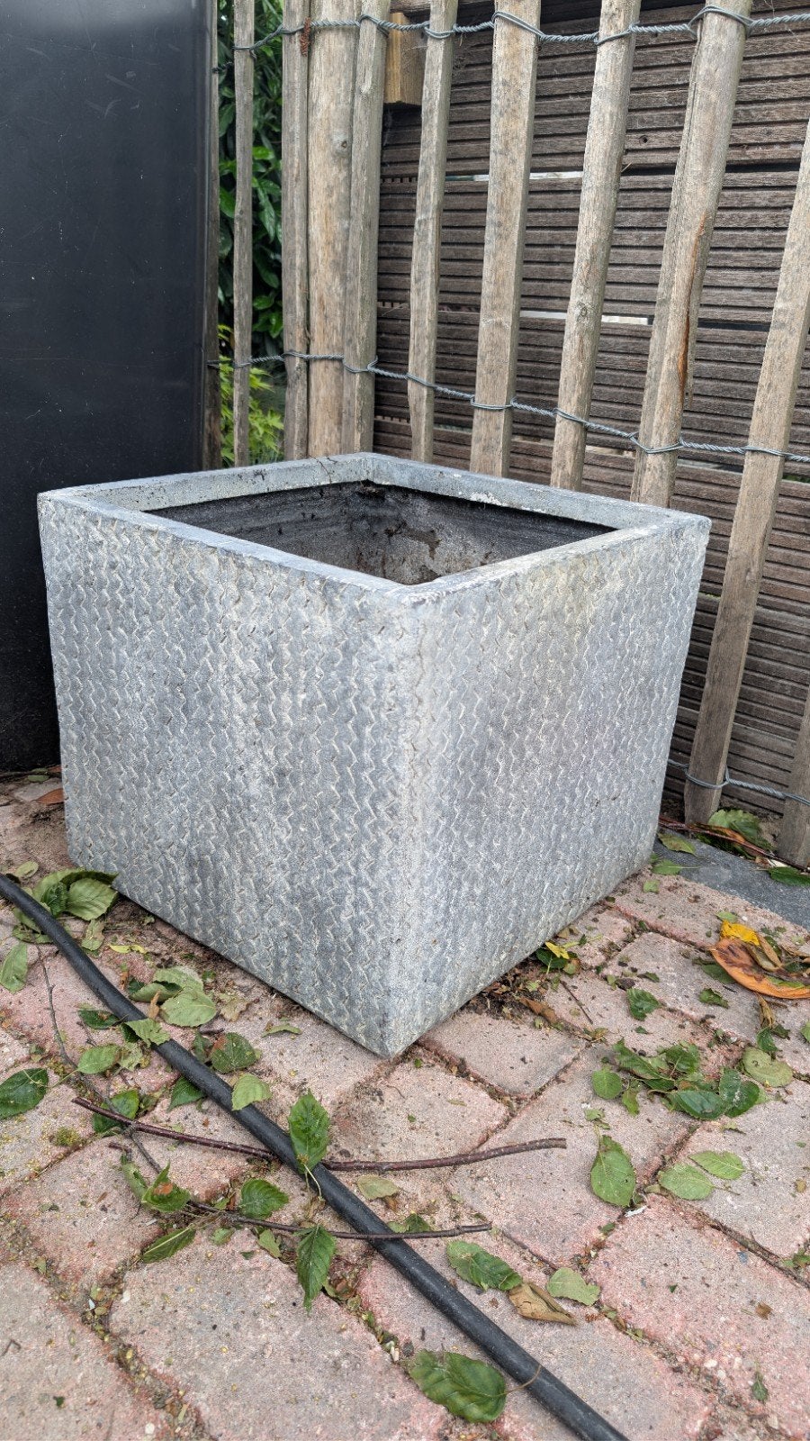 Robuuste vierkante plantenbak 44x44x40 cm, Ophalen, Overige materialen, Gebruikt, Minder dan 60 cm