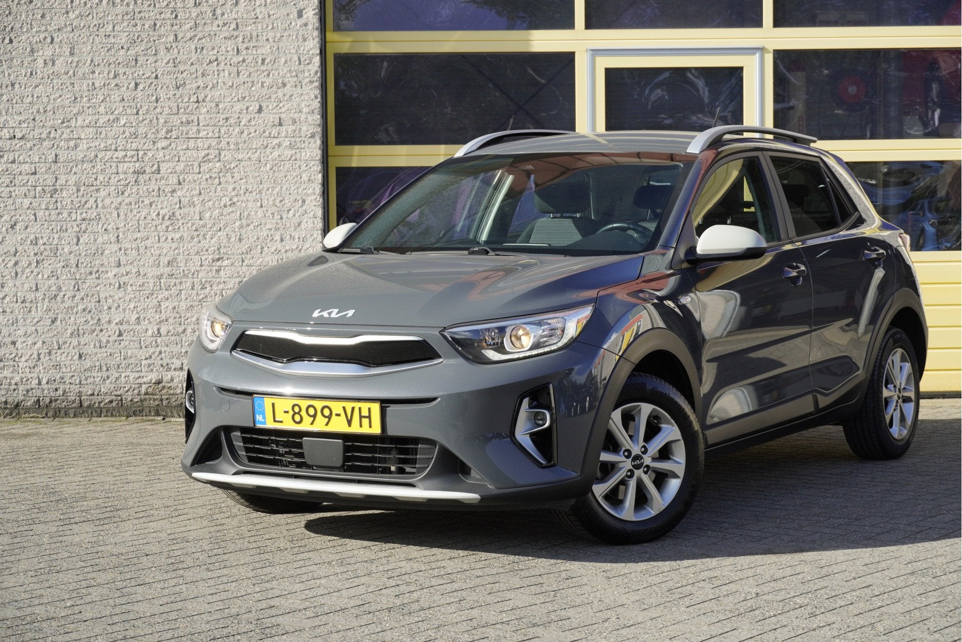Kia Stonic 1.0 T-GDi MHEV DynamicLine BJ2021 Lmv 15" | Led |, Voorwielaandrijving, Dealer onderhouden, Gebruikt, Origineel Nederlands