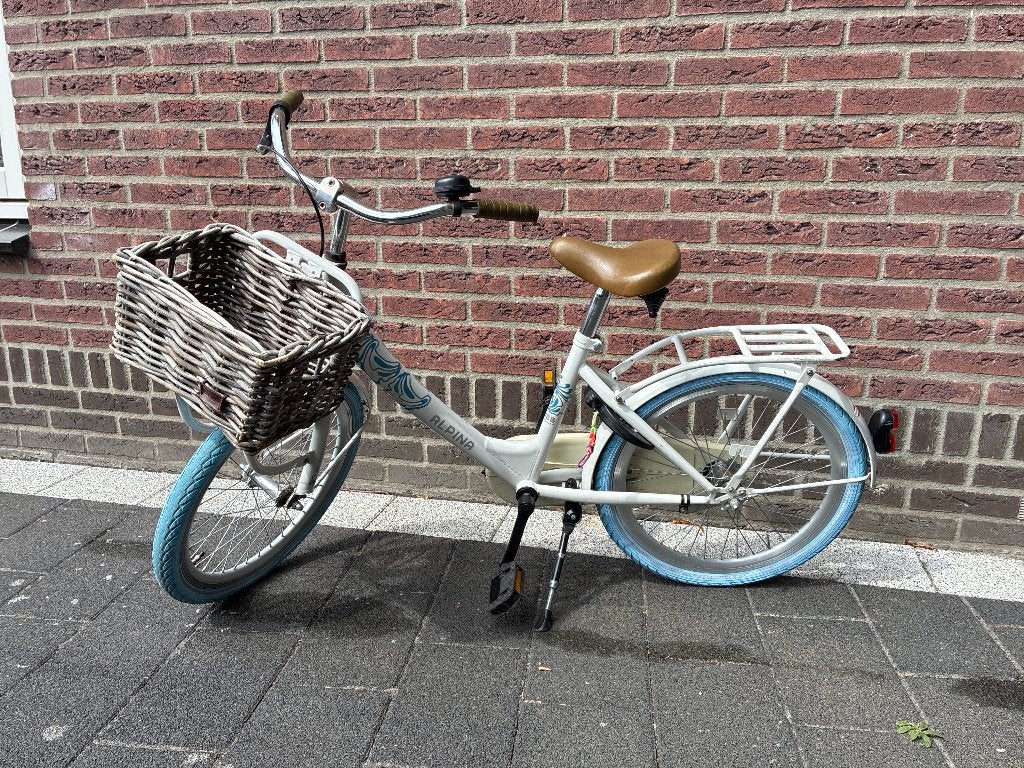 Meisjes fiets, Ophalen, Terugtraprem, Alpina Clubb, Gebruikt