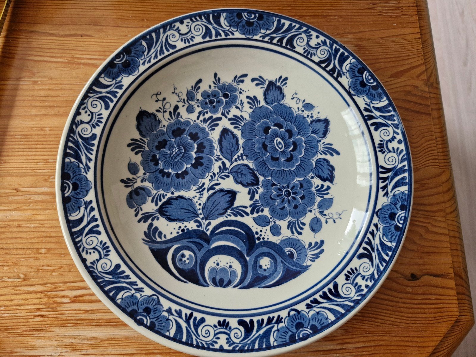 Delfts Blauw Wandbord - Handgeschilderd Bloemenmotief, Ophalen of Verzenden