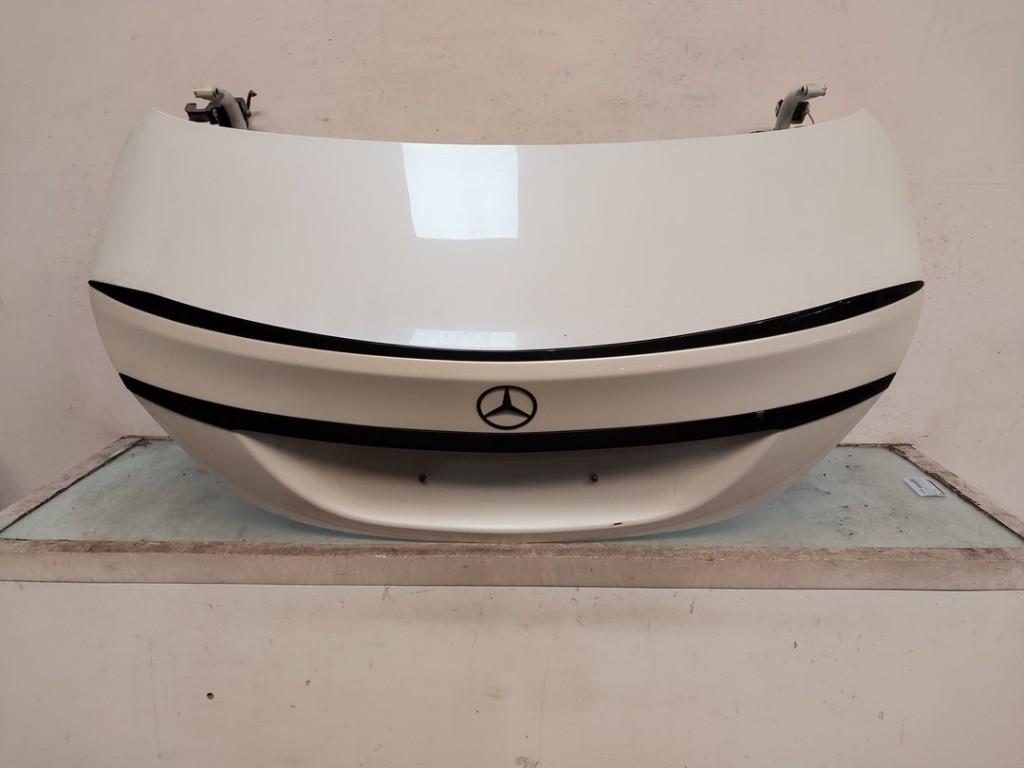 Achterklep Mercedes-Benz C (W205) 2016 A2057502400, Gebruikt, Mercedes-Benz AG, Mercedes-Benz, Mercedesstraße 120, Stuttgart 70372, , Duitsland