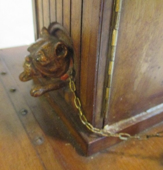 antiek Zwarte Woud bureau ensemble met Franse bulldog, Verzenden